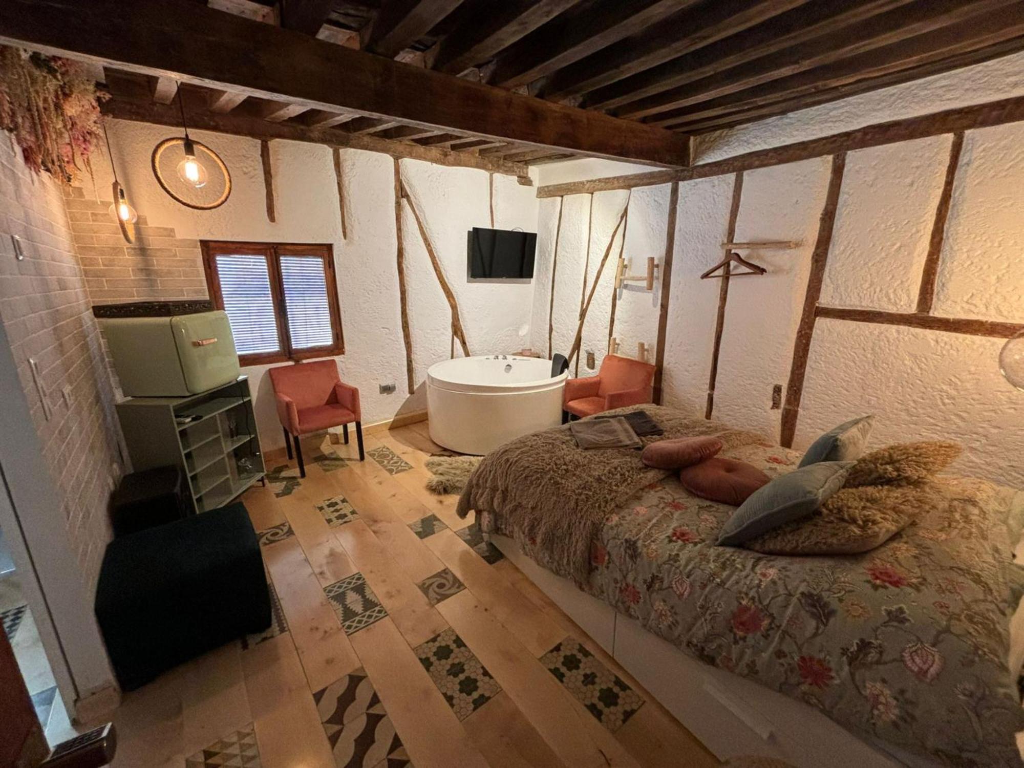 Secreto Suites By Gloove Куэнка Экстерьер фото